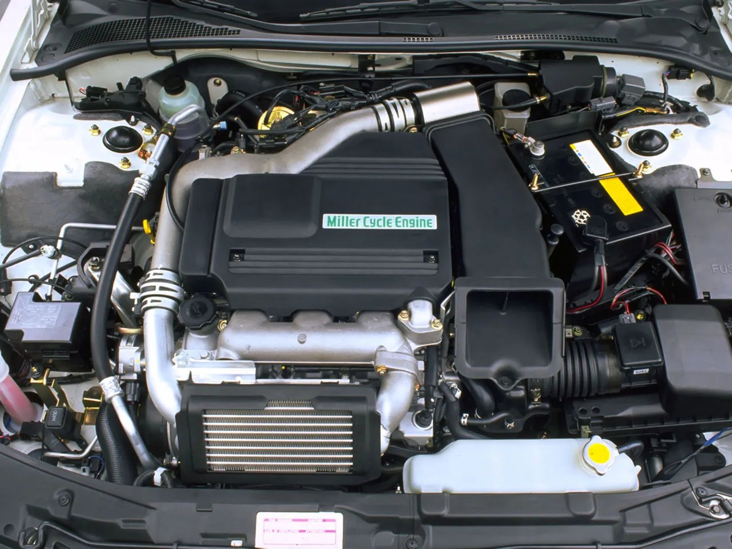 Mazda_Millenia_1_generation__Sedan__7.jpg