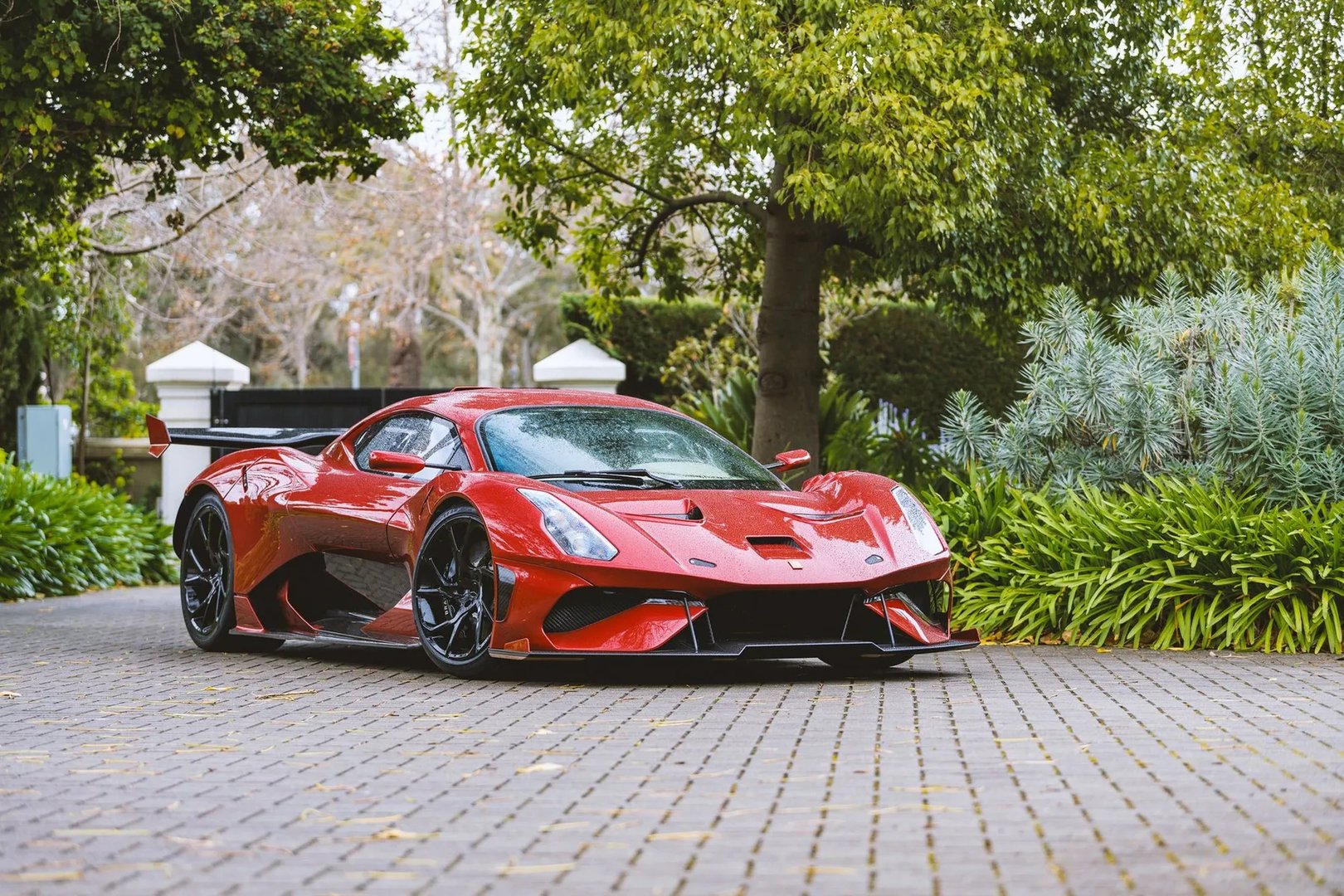 brabham_BT62_1_generation__Coupe__10.jpg