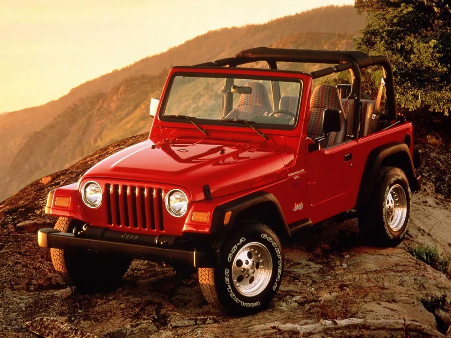 Jeep_Wrangler_2_generation__SUV_cabriolet__5.jpg