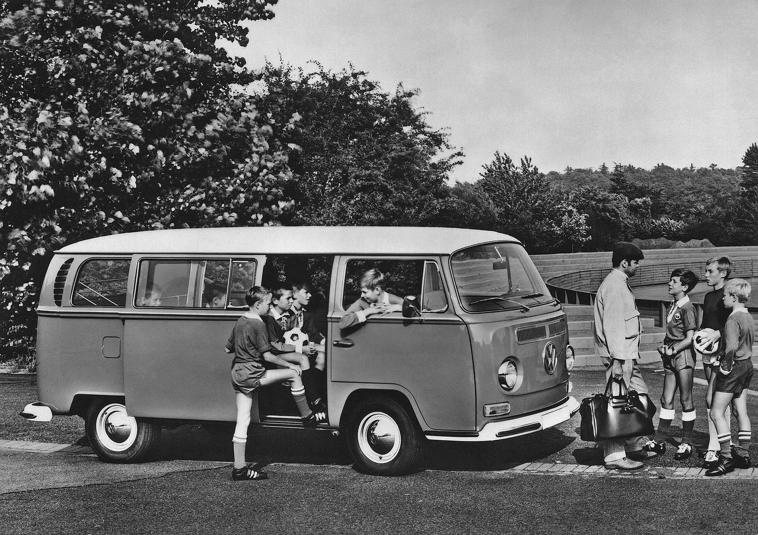 Volkswagen_Transporter_2_generation__Minivan__10.jpg