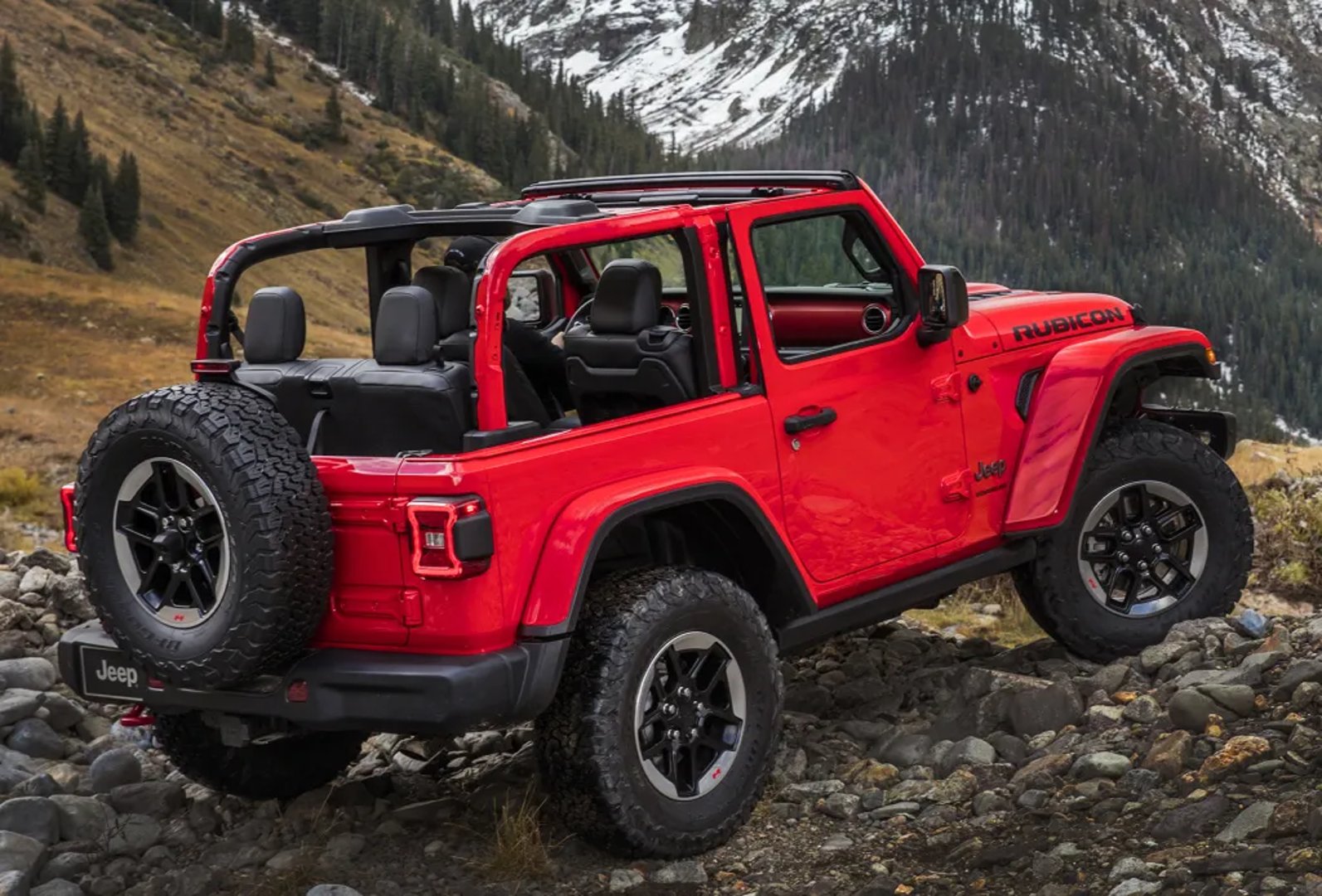 Jeep_Wrangler_4_generation__SUV_3-doors__13.jpg