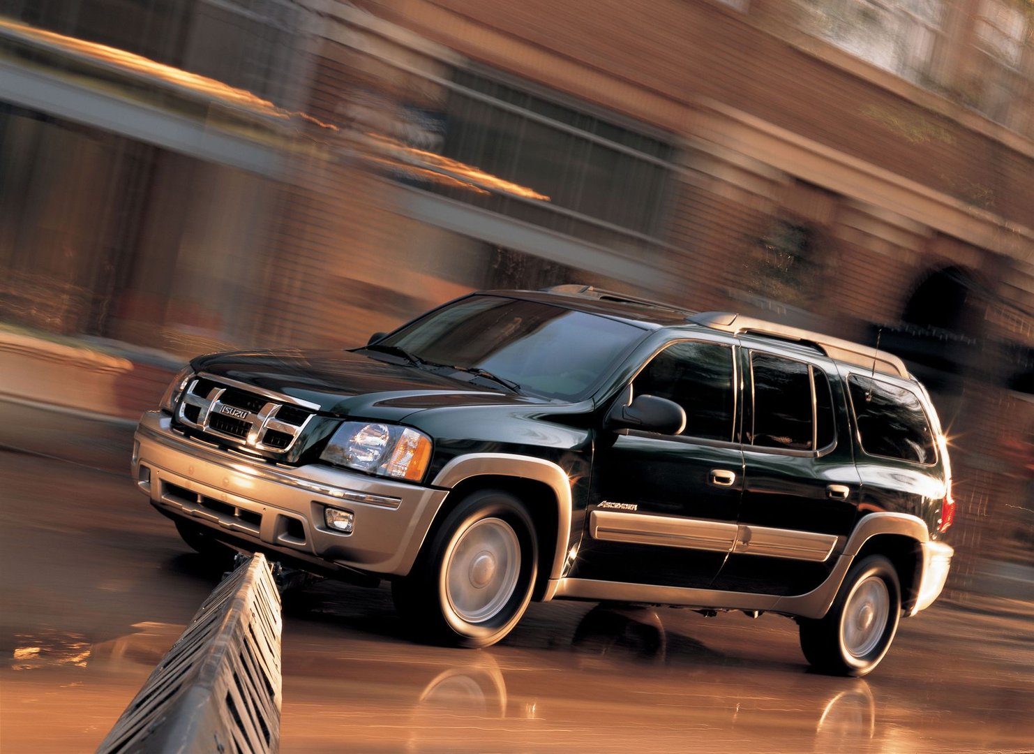 isuzu_Ascender_1_generation__SUV_5-doors__18.jpg