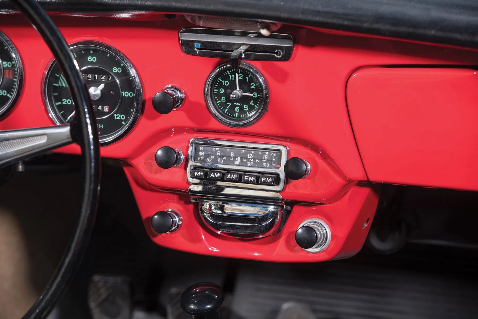 Porsche_356_4_generation__Cabrio__10.jpg
