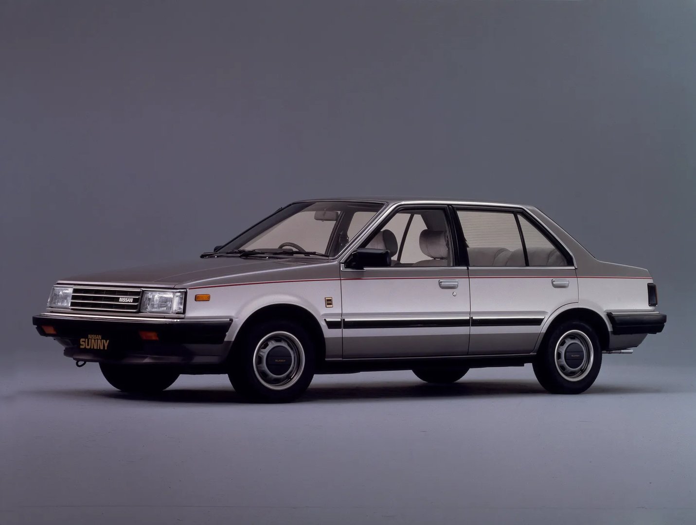 Nissan_Sunny_5_generation__Sedan__3.jpg