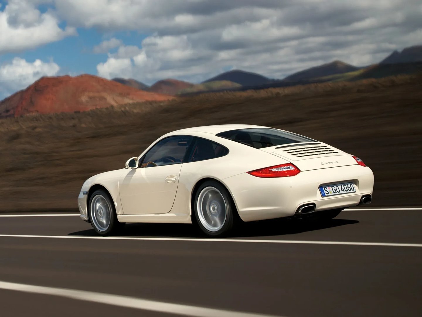 Porsche_911_6_generation_restyling__Coupe__10.jpg