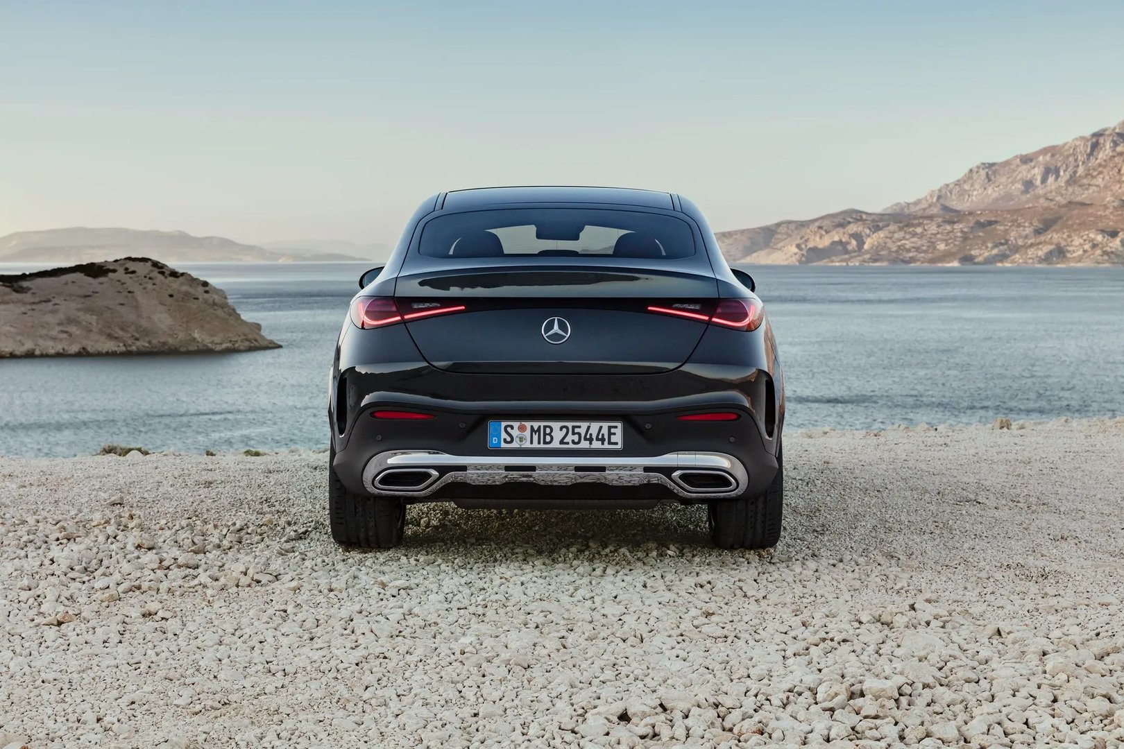 Mercedes_GLC_Coupe_2_generation__SUV_Coupe__7.jpg