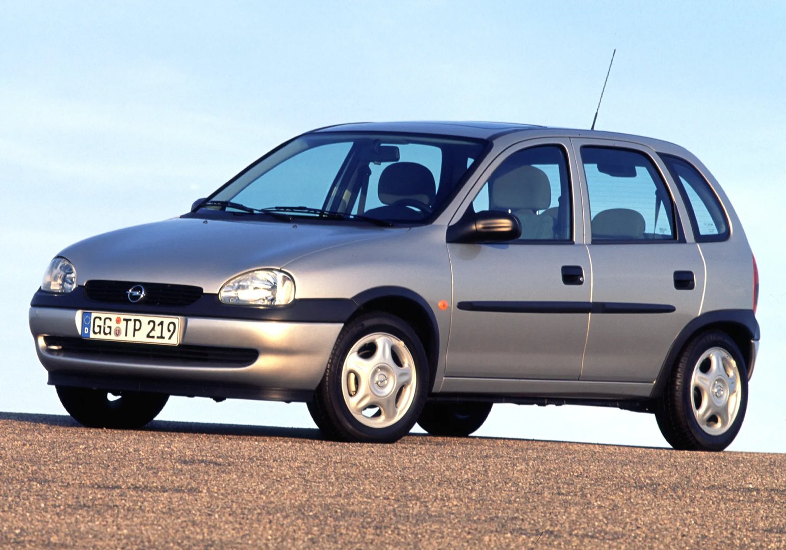 Opel Corsa 2 generation  Mini 5-doors
