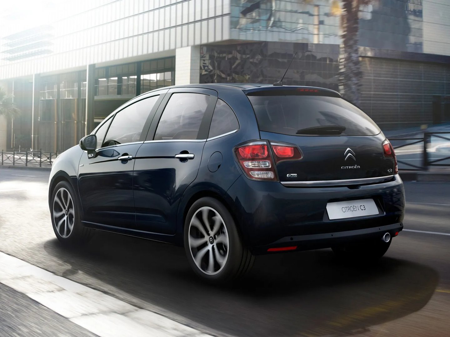 Citroen_C3_2_generation_restyling__Mini_5-doors__8.jpg