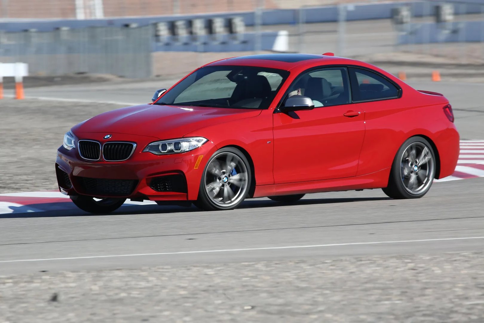 BMW_2_series_1_generation__Coupe__7.jpg
