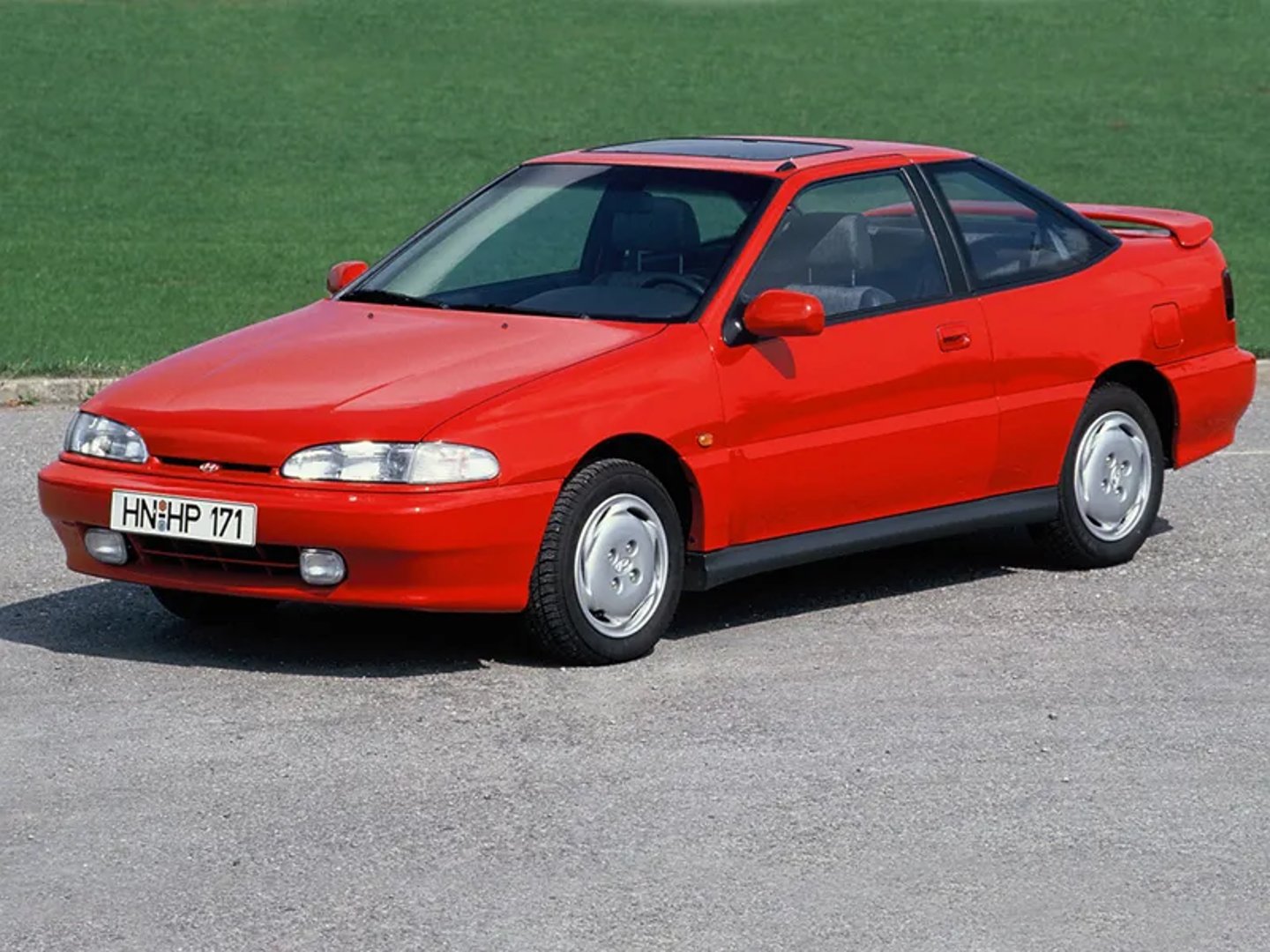 Hyundai_Scoupe_1_generation__Coupe__2.jpg