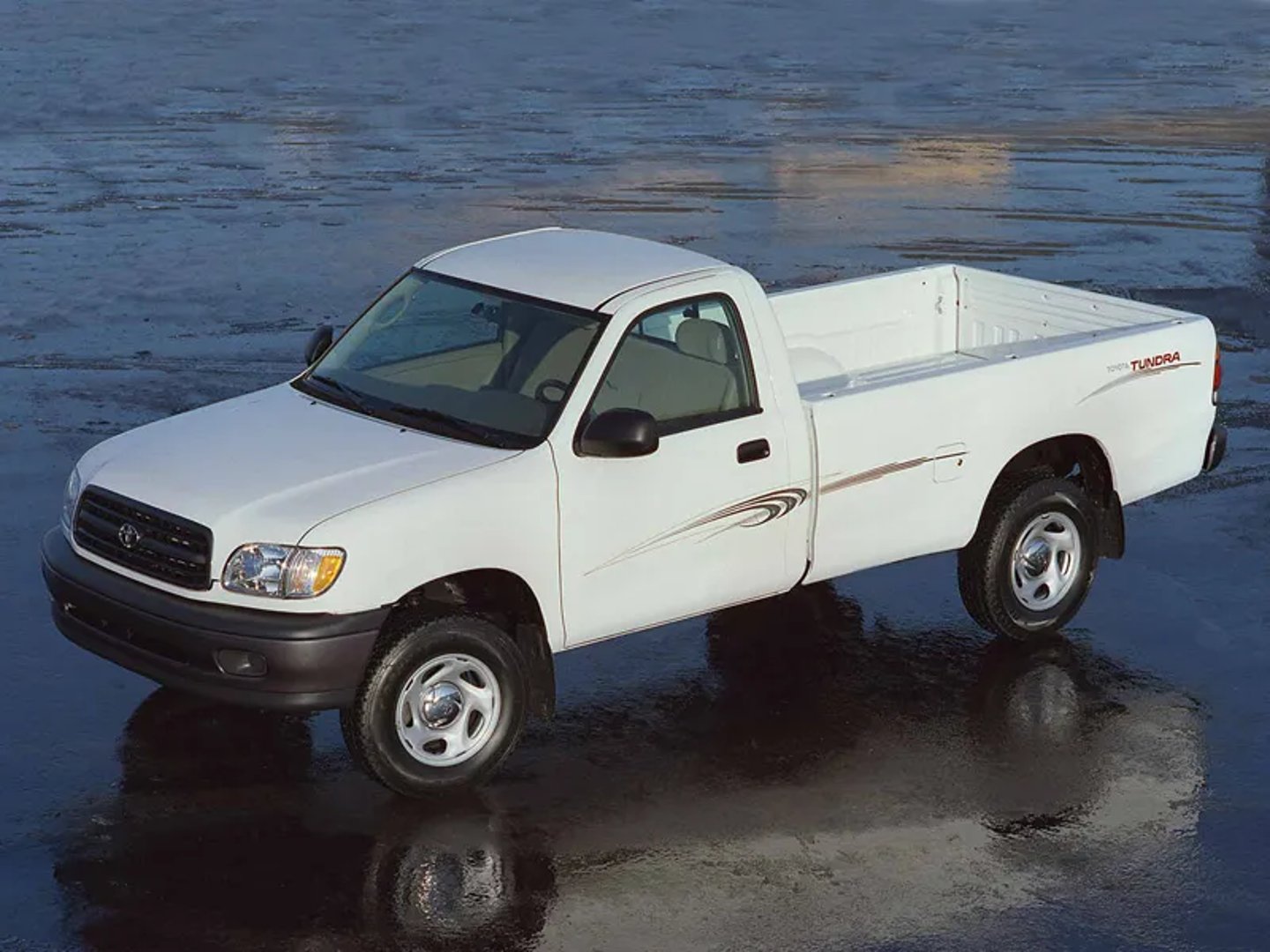 Toyota_Tundra_1_generation__Pickup_single-cab__2.jpg