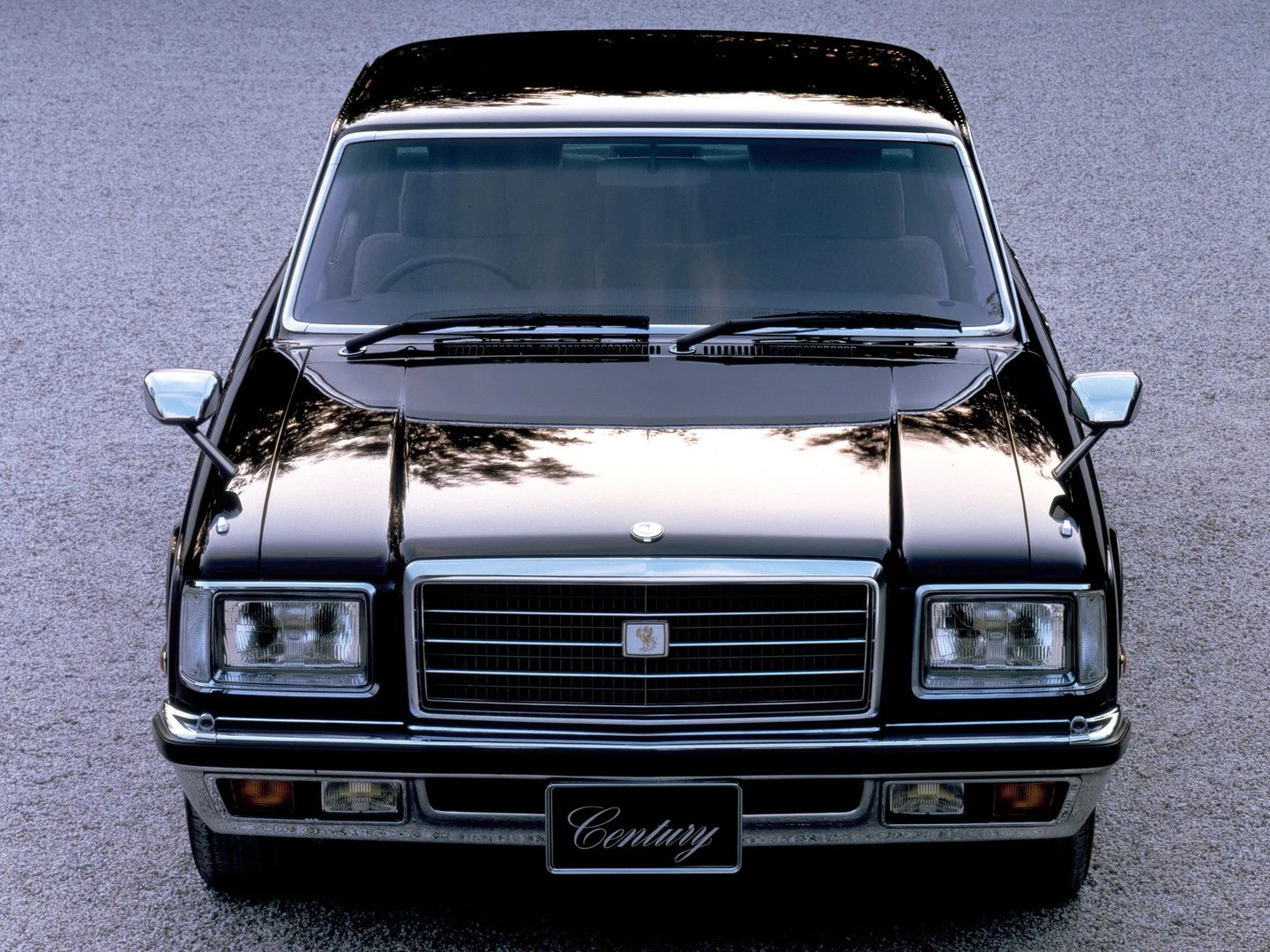 Toyota_Century_1_generation__Sedan__4.jpg