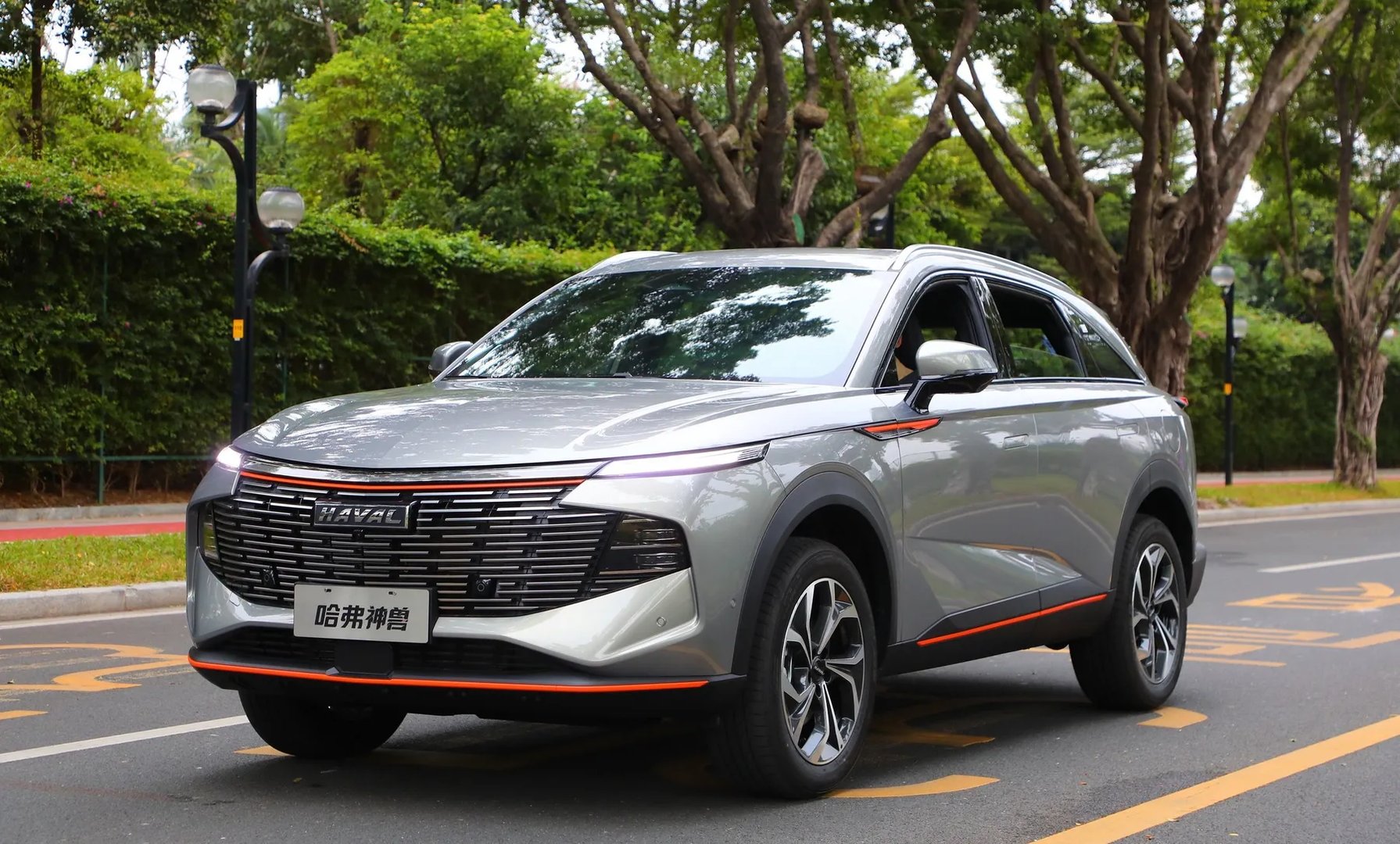 Haval_Monster_1_generation__SUV_5-doors__5.jpg