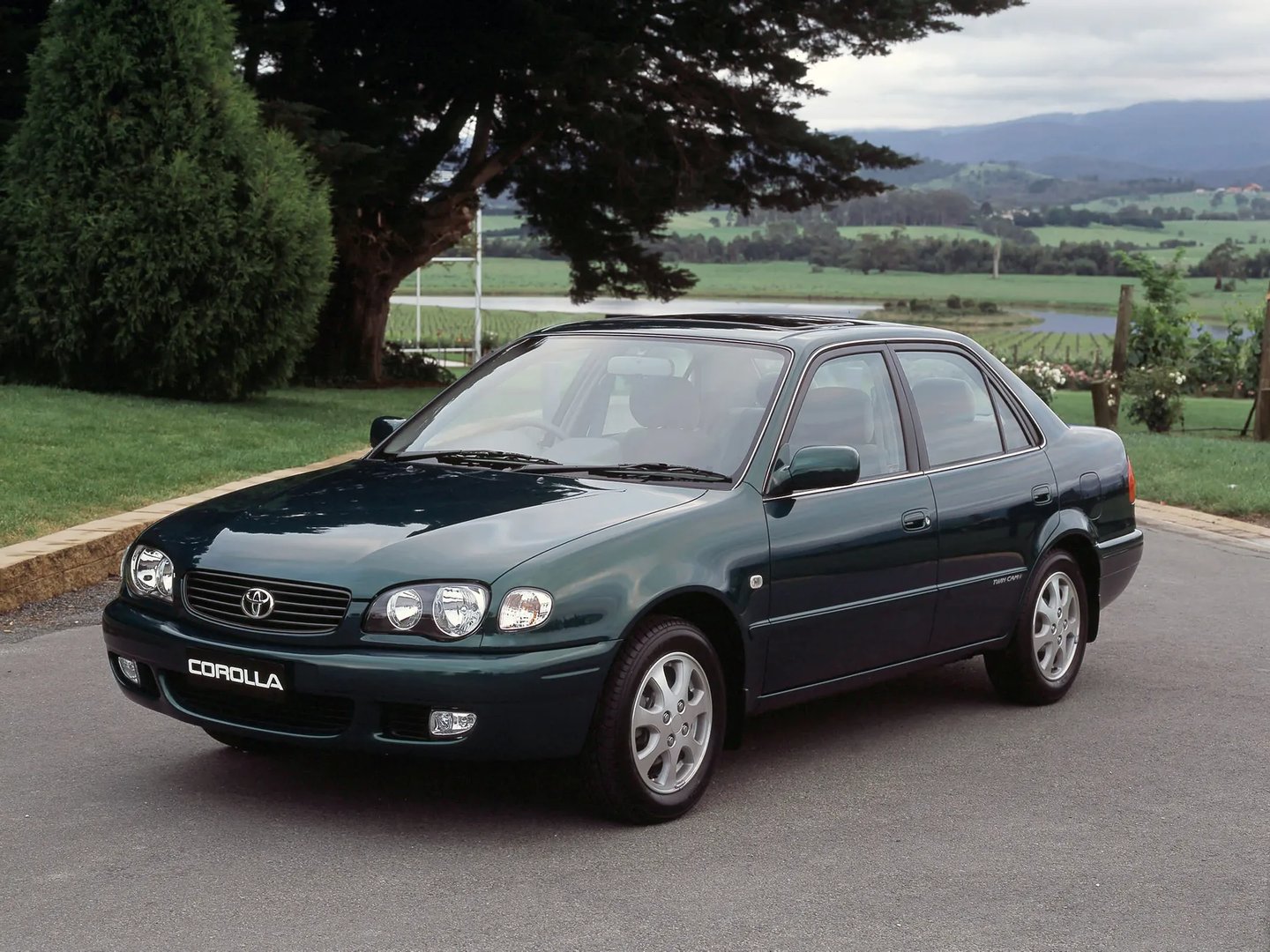 Toyota Corolla 8 generation, restyling  Sedan