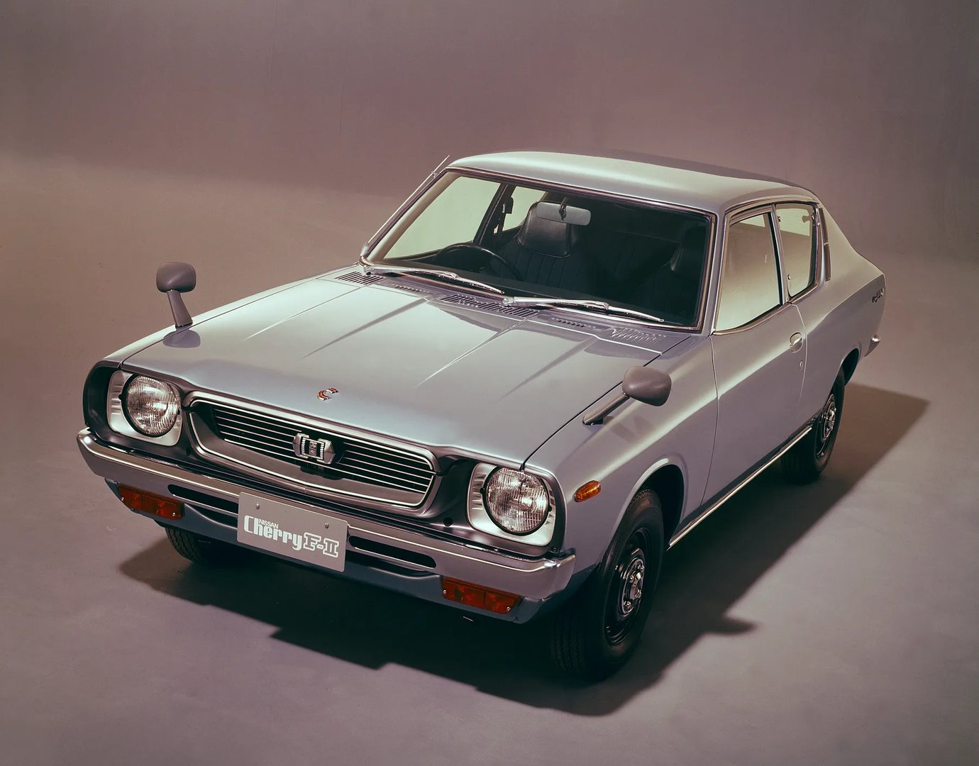 Nissan_Cherry_2_generation__Sedan_2-doors__2.jpg
