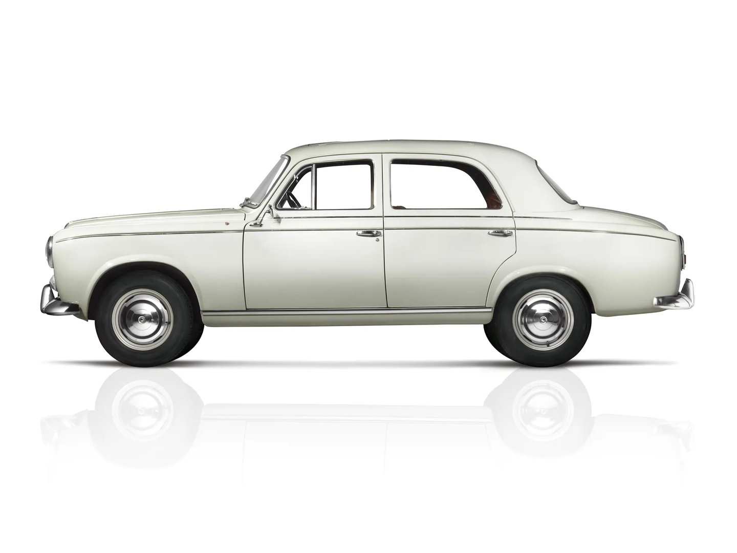 Peugeot_403_1_generation__Sedan__2.jpg