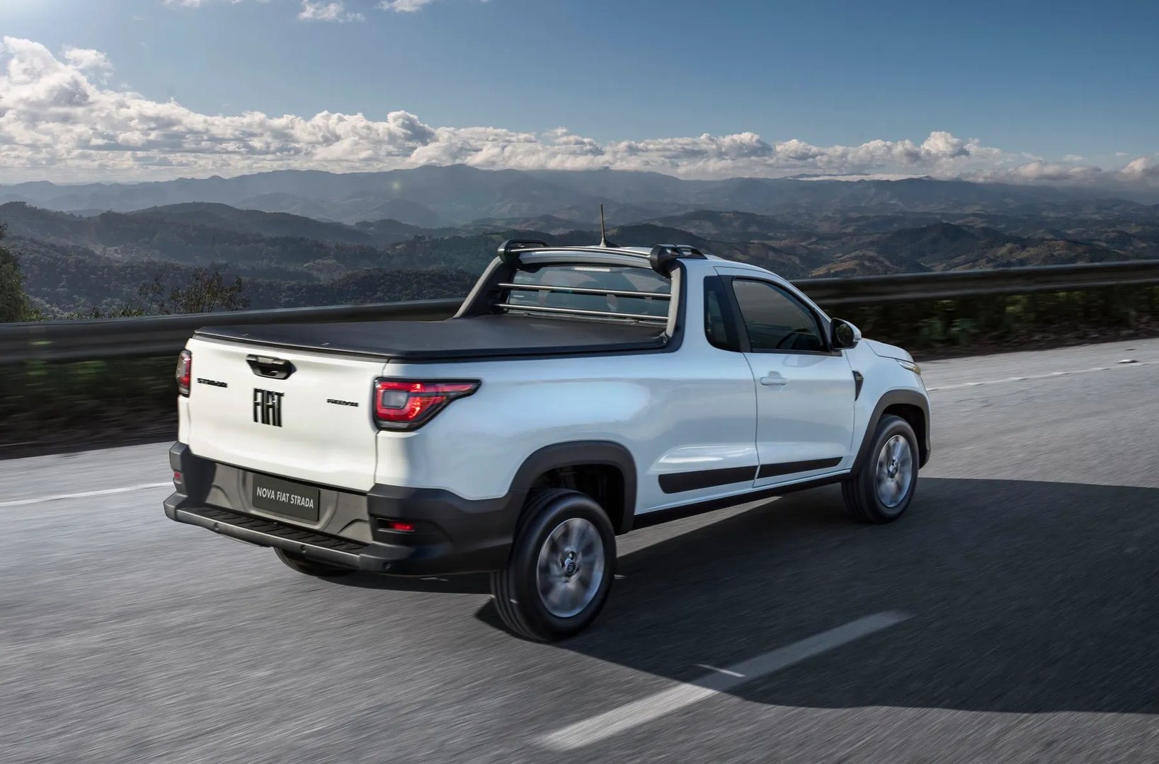 Fiat_Strada_2_generation__Pickup_single-cab__13.jpg