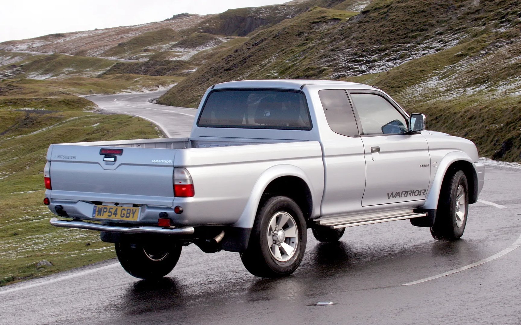 Mitsubishi_L200_3_generation_restyling__Pickup_1.5-cab__2.jpg