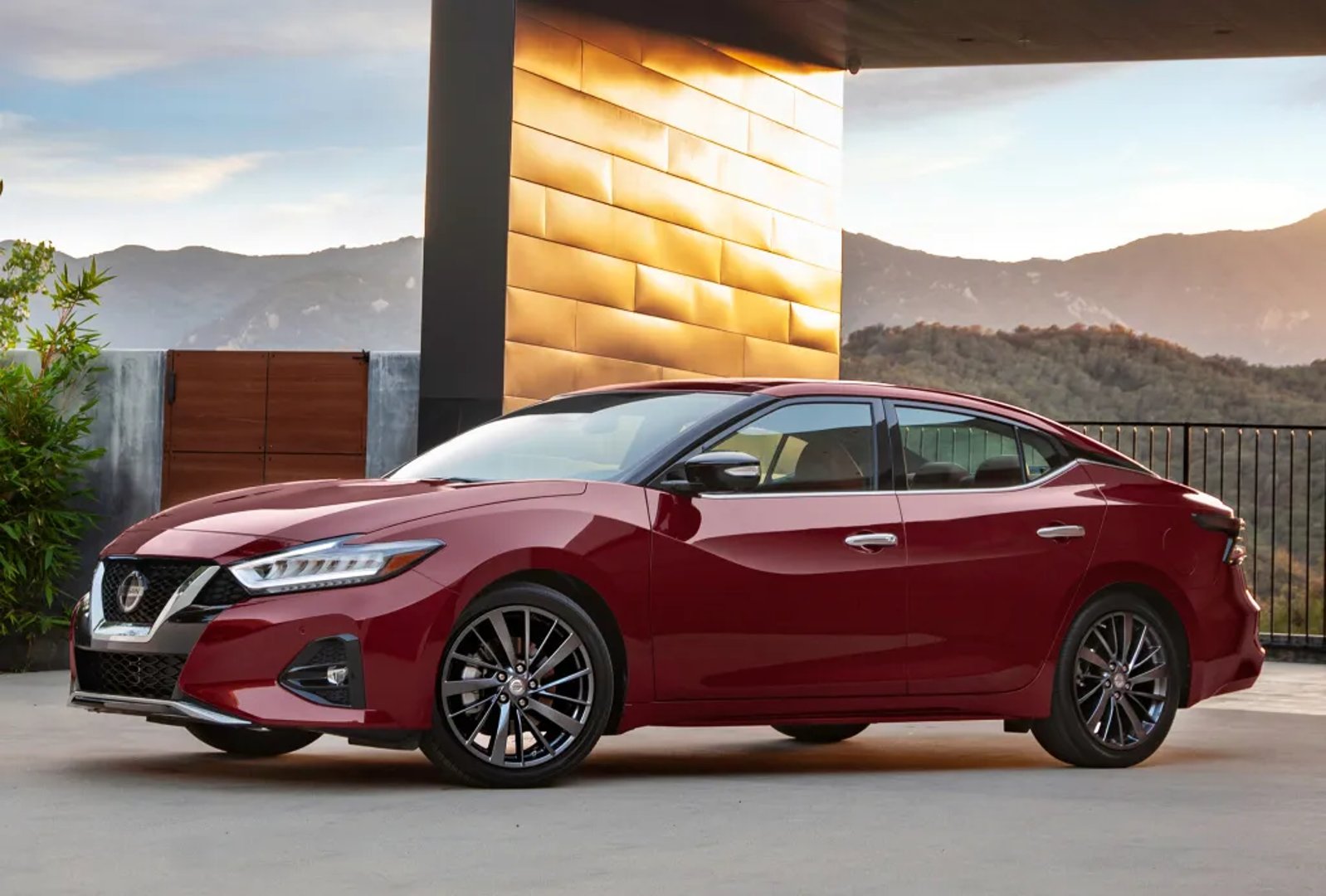 Nissan_Maxima_8_generation_restyling__Sedan__10.jpg