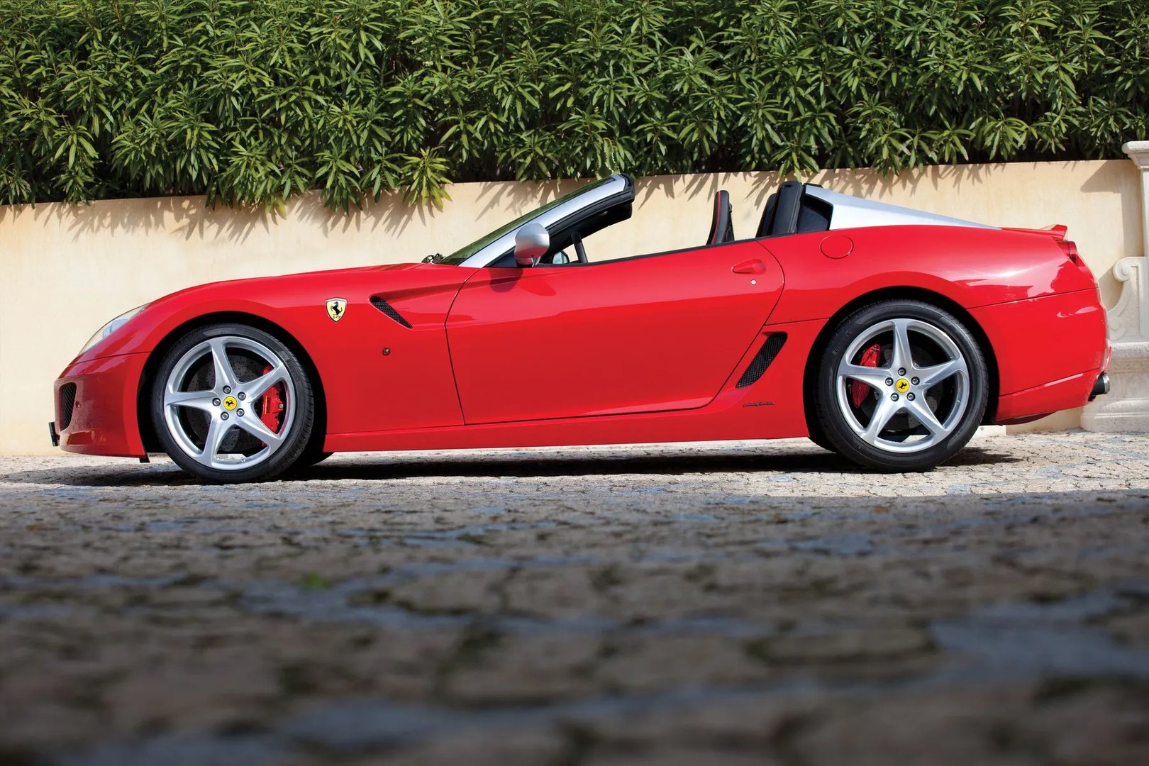 Ferrari_599_1_generation__Targa__4.jpg