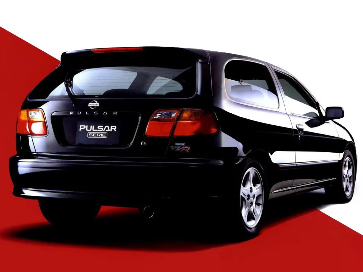 Nissan_Pulsar_5_generation__Hatchback_3-door__1.jpg