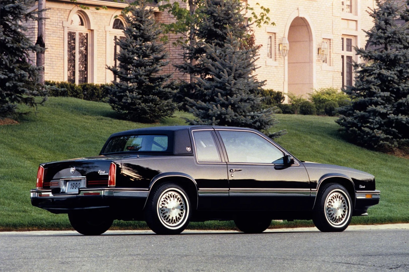 Cadillac_Eldorado_9_generation__Coupe__2.jpg