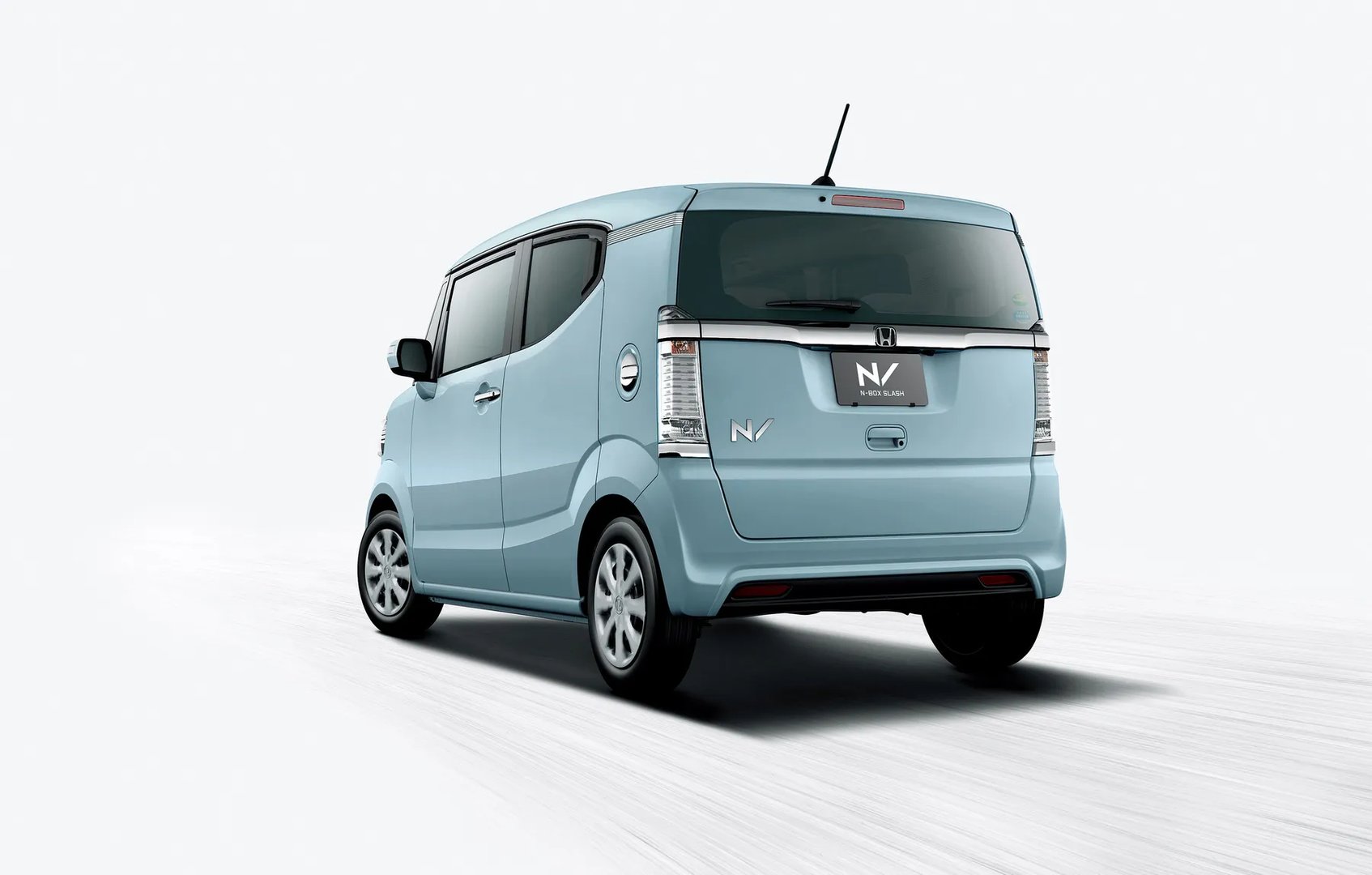 Honda_N-BOX_Slash_1_generation__Mini_5-doors__6.jpg