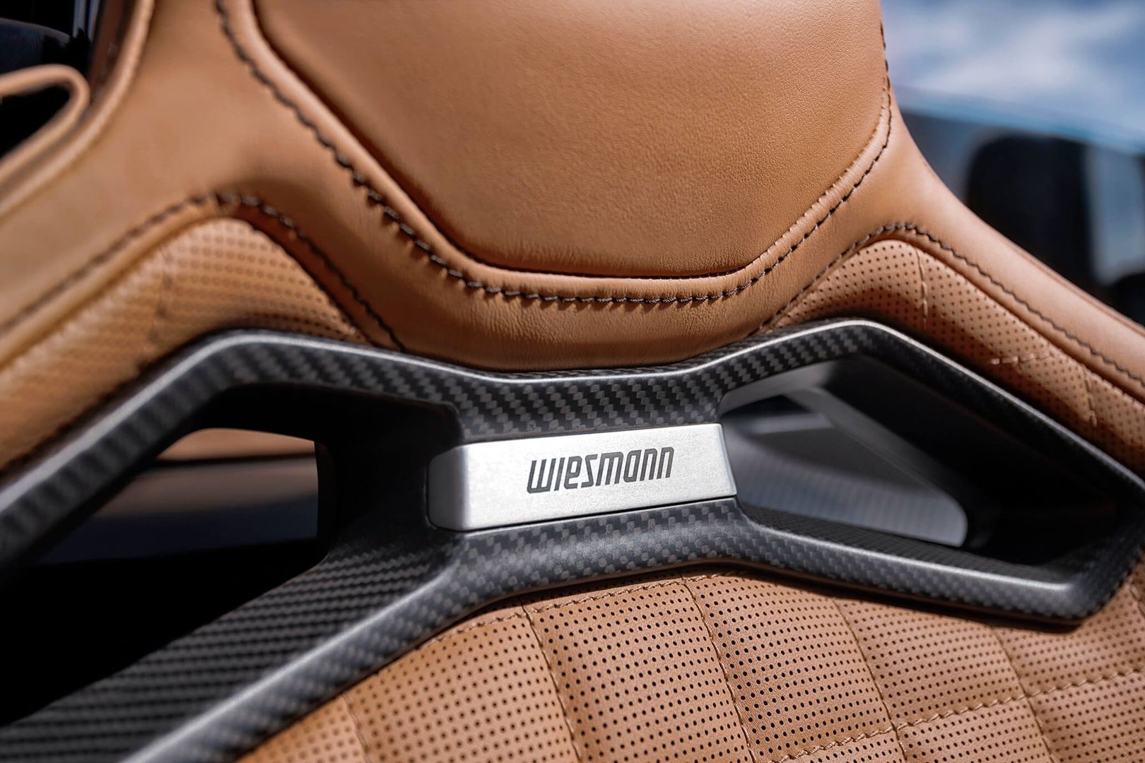 wiesmann_Project_Thunderball_1_generation__Roadster__27.jpg