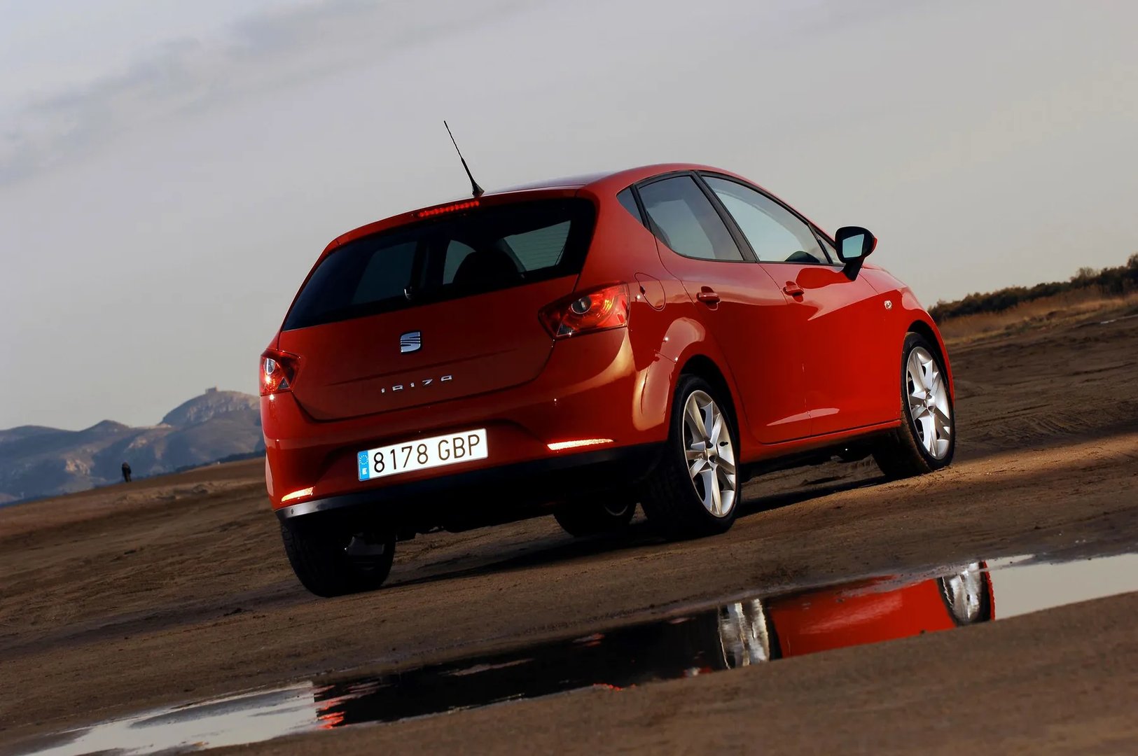 SEAT_Ibiza_4_generation__Mini_5-doors__5.jpg