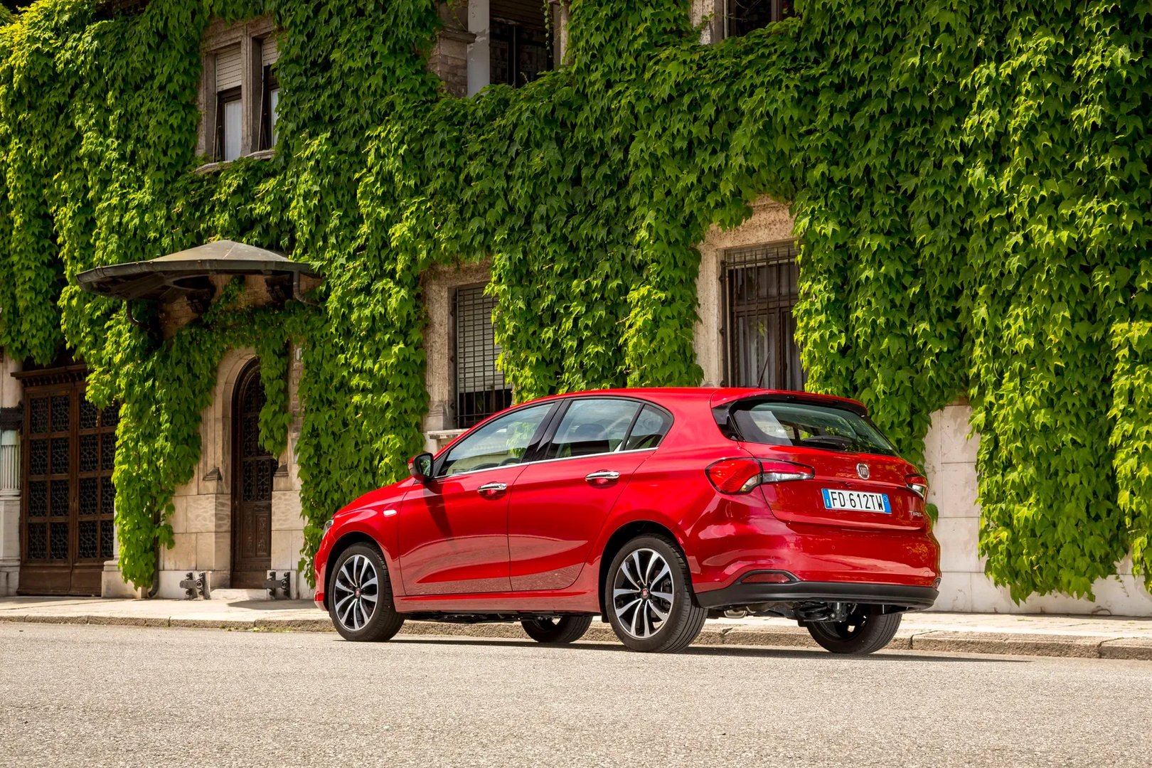 Fiat_Tipo_2_generation__Hatchback_5-door__11.jpg