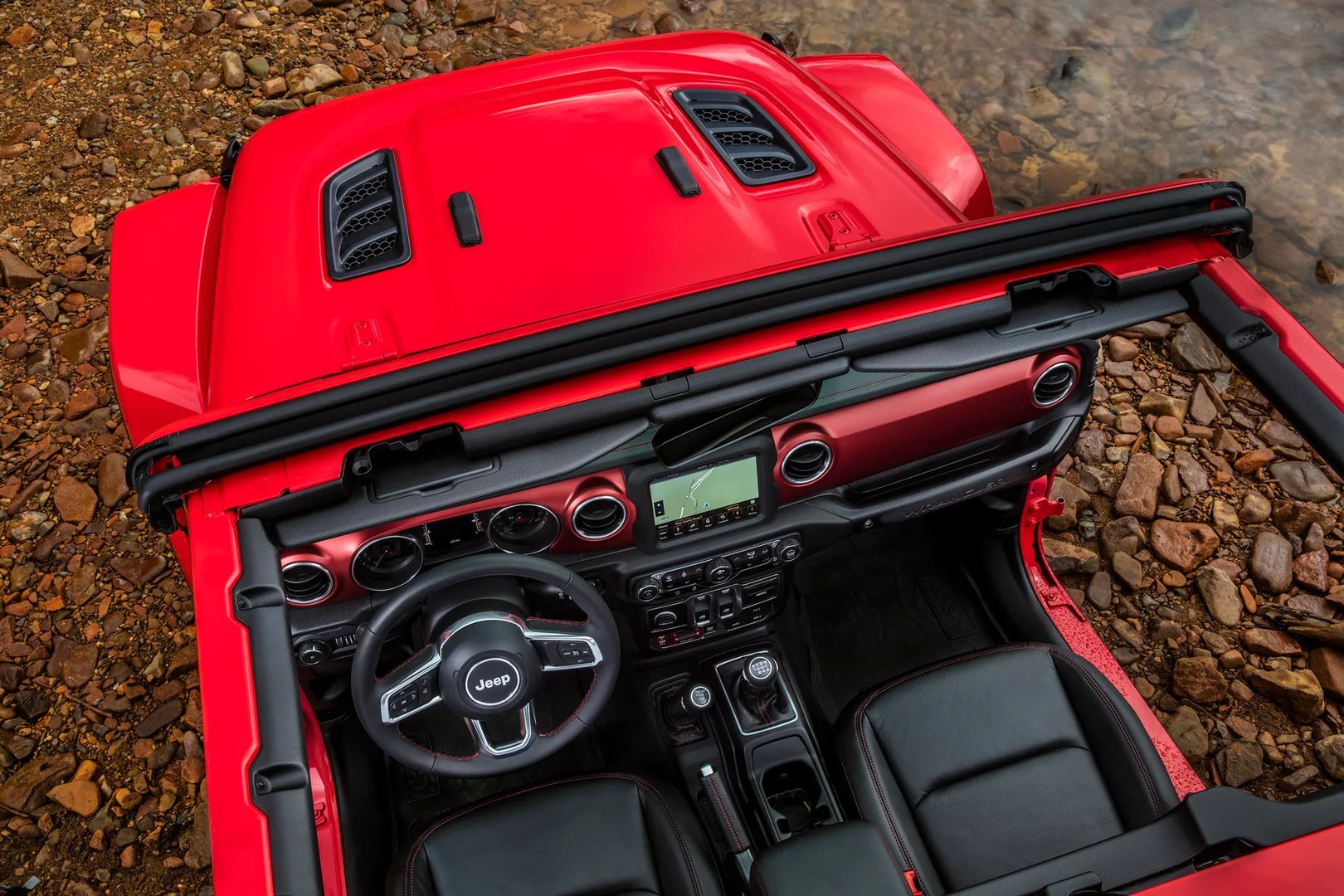 Jeep_Wrangler_4_generation__SUV_3-doors__6.jpg
