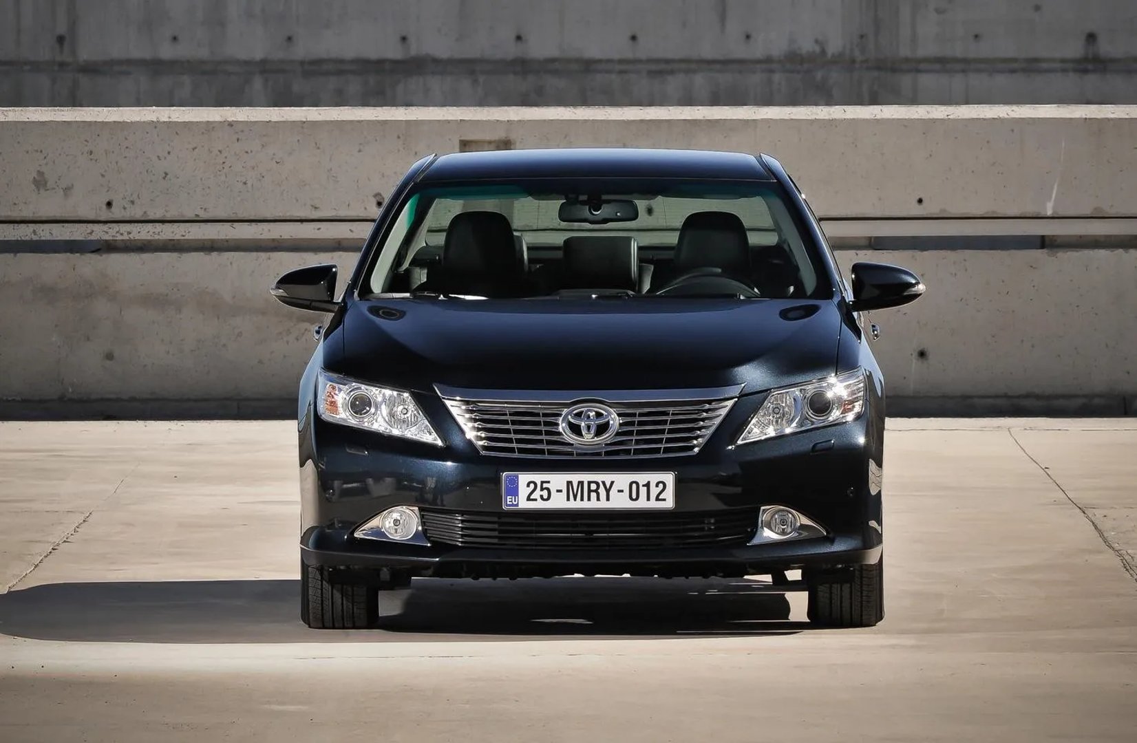 Toyota_Camry_7_generation__Sedan__6.jpg