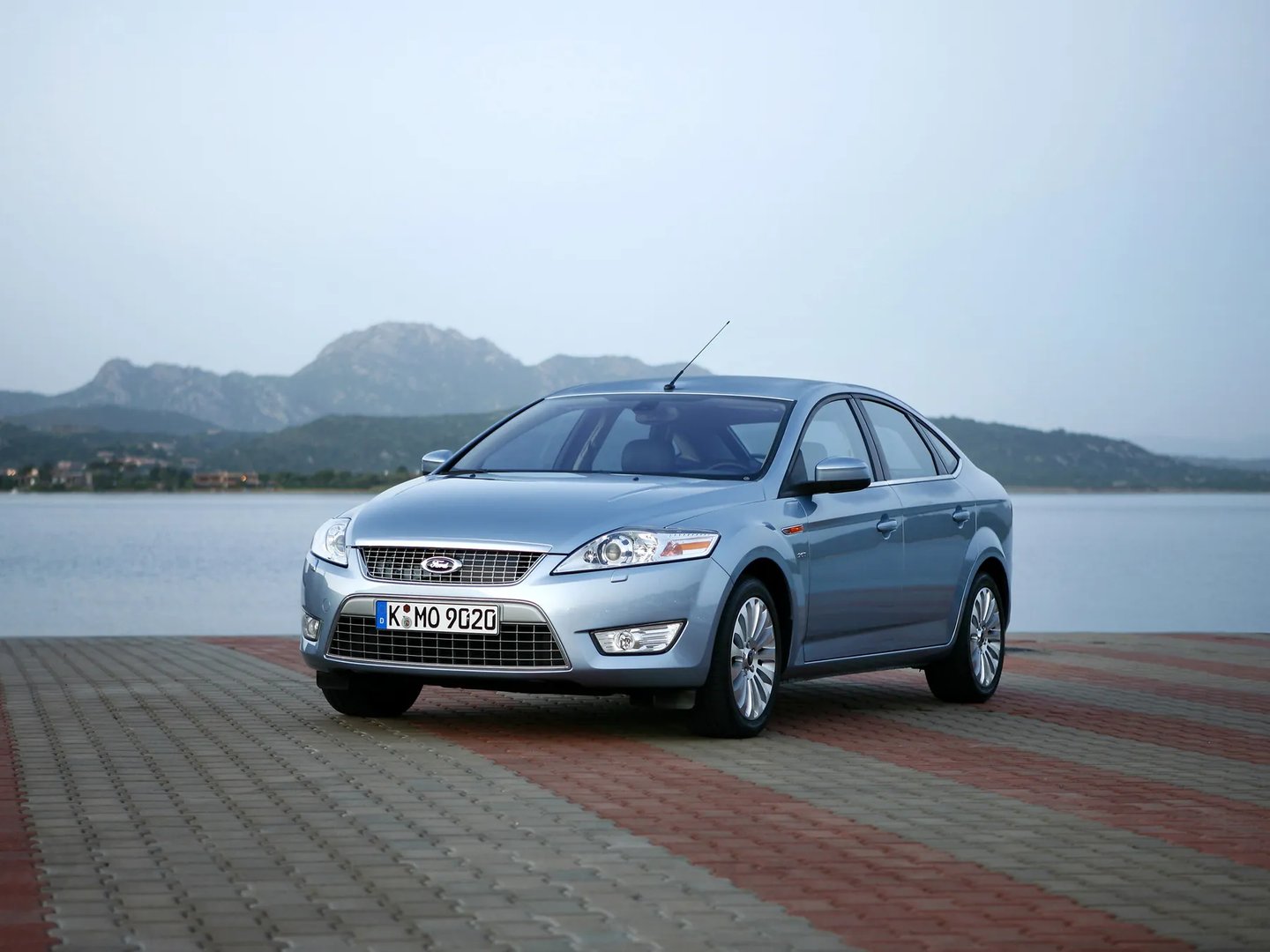 Ford_Mondeo_4_generation__Liftback__9.jpg