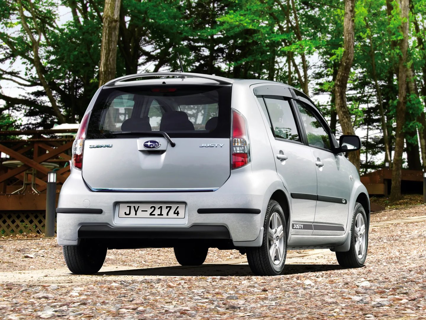 Subaru_Justy_4_generation__Mini_5-doors__9.jpg