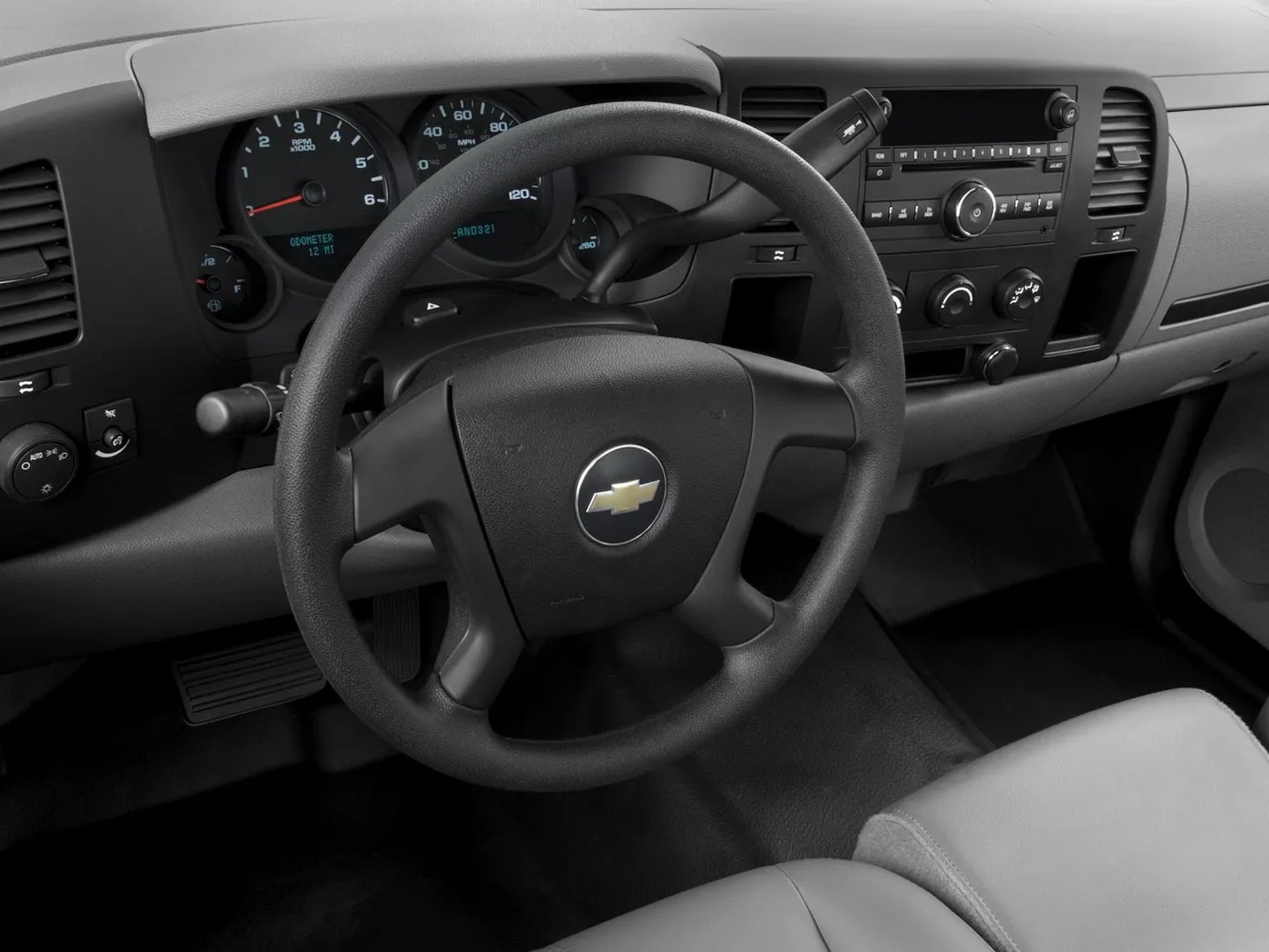 Chevrolet_Silverado_2_generation__Pickup_single-cab__13.jpg