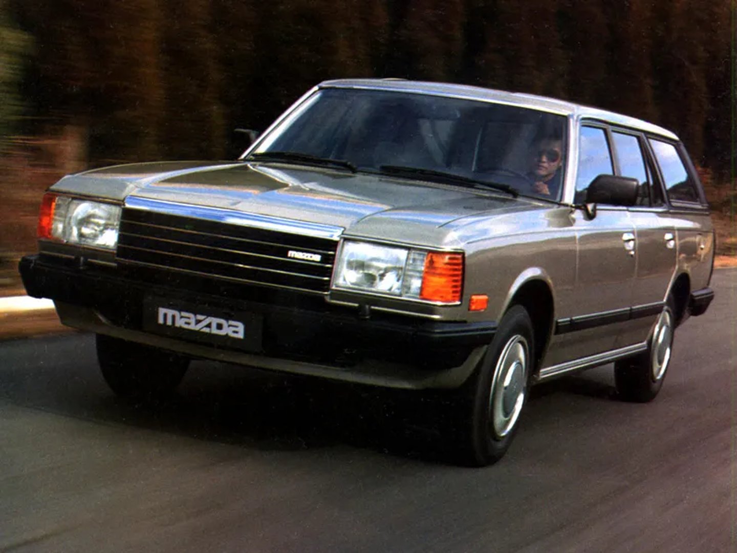 Mazda_929_2_generation__Estate_5-door__1.jpg