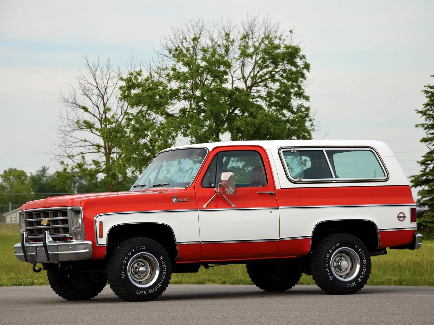 Chevrolet_Blazer_K5_2_generation__SUV_3-doors__1.jpg