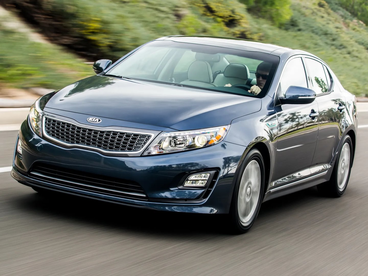 Kia_Optima_3_generation_restyling__Sedan__12.jpg