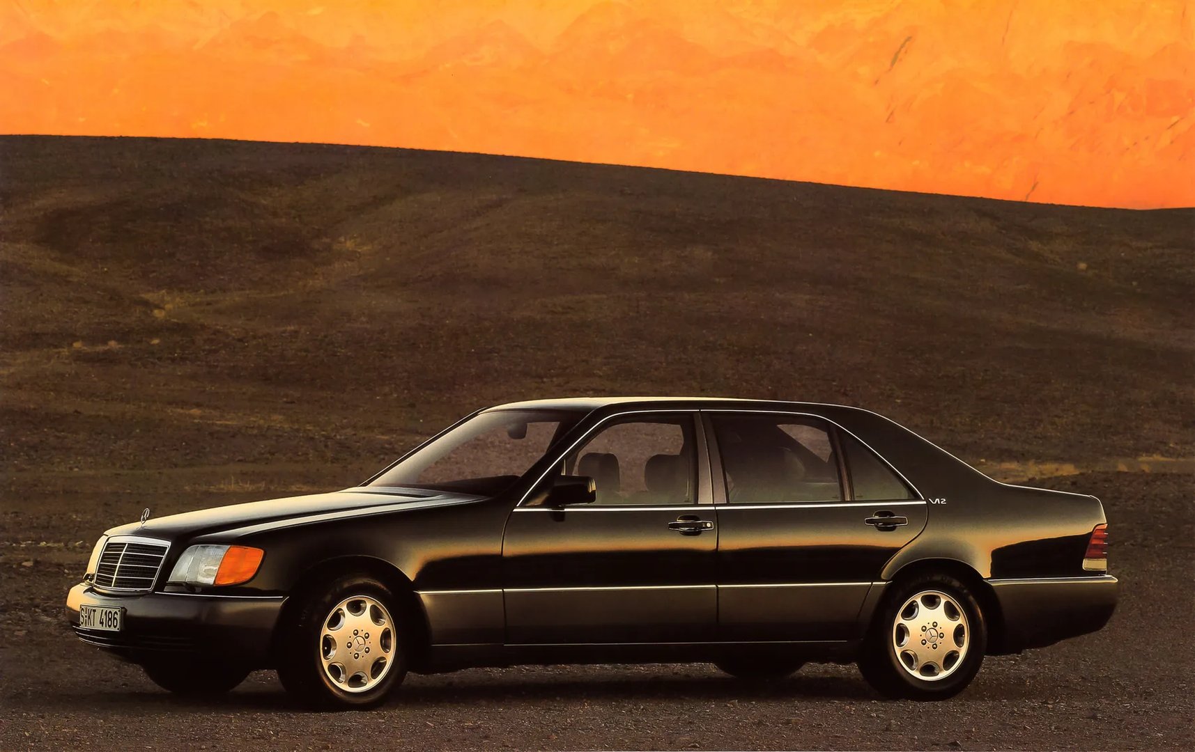 Mercedes_S-Class_3_generation__Sedan_Long__3.jpg