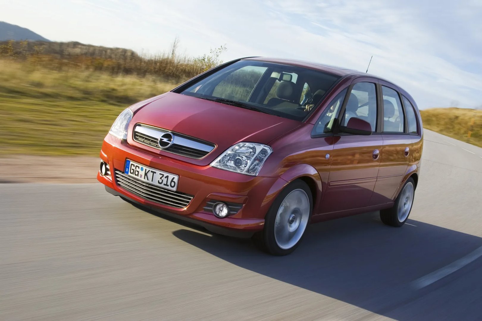 Opel_Meriva_1_generation_restyling__Compact_Van__9.jpg