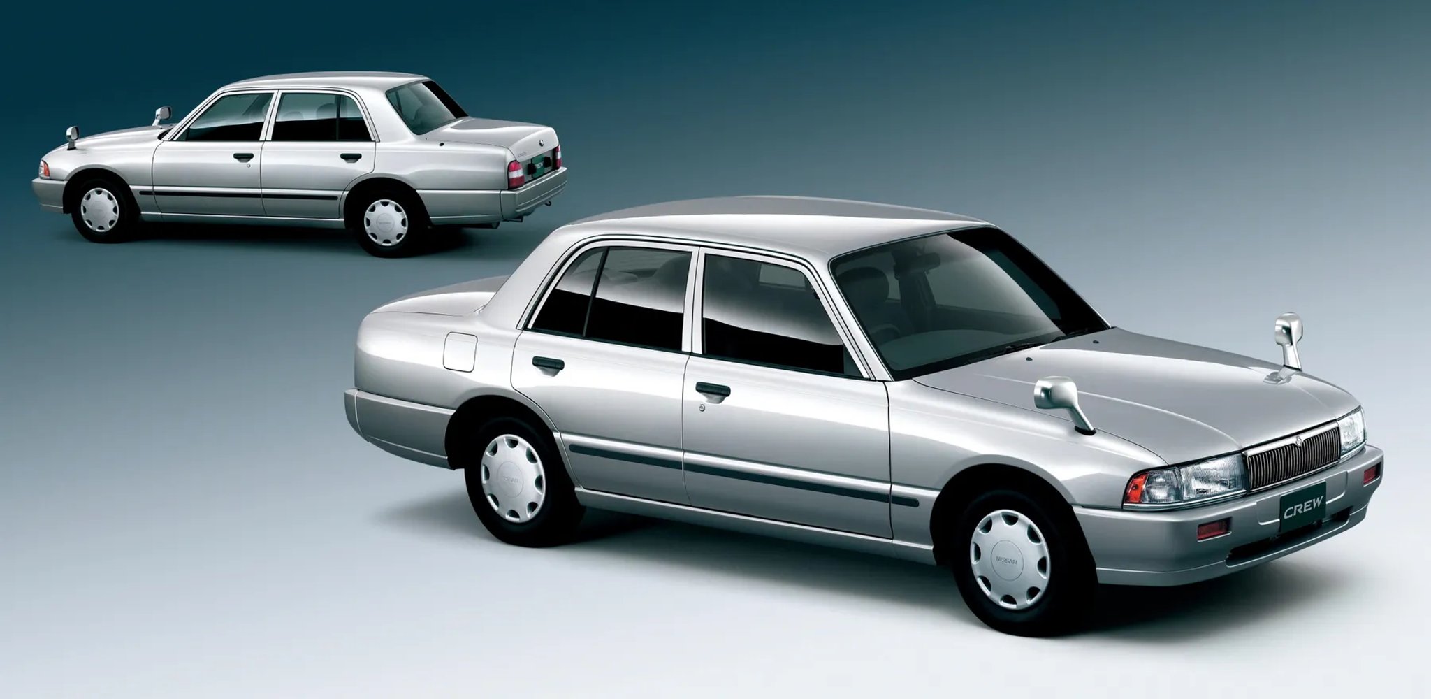 Nissan_Crew_1_generation__Sedan__3.jpg