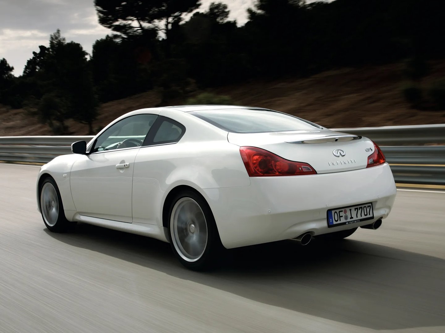 Infiniti_G_4_generation__Coupe__9.jpg