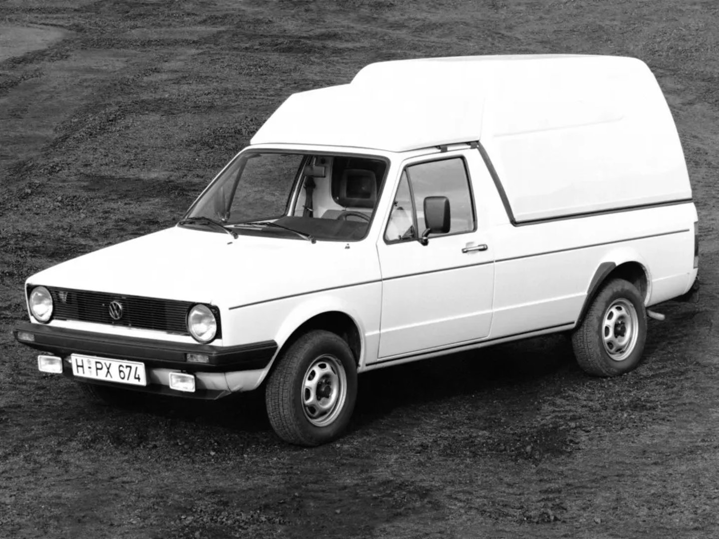 Volkswagen_Caddy_1_generation__Pickup_single-cab__1.jpg
