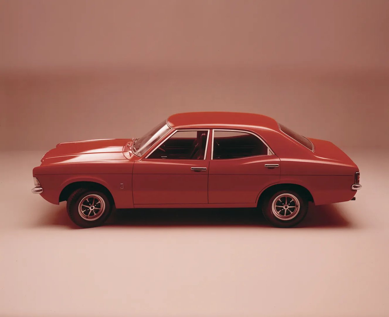 Ford_Cortina_3_generation__Sedan__7.jpg