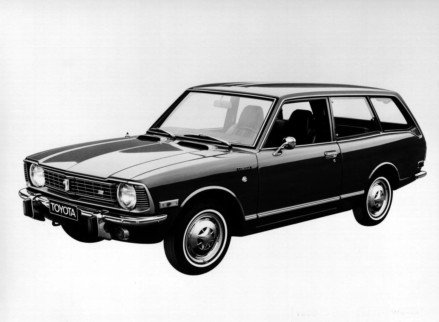Toyota_Corolla_2_generation__Estate_3-door__2.jpg