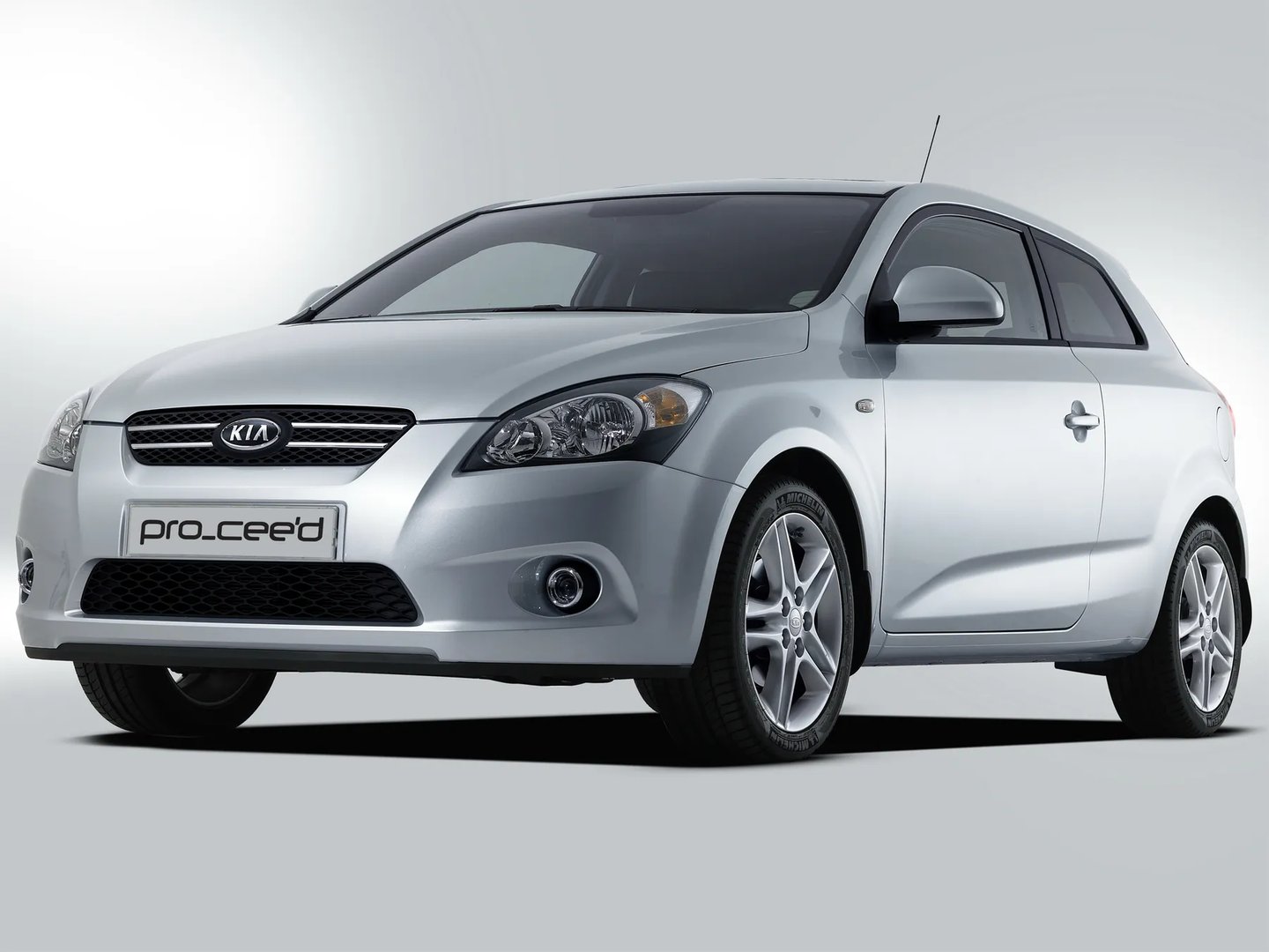 Kia Ceed 1 generation  Hatchback 3-door