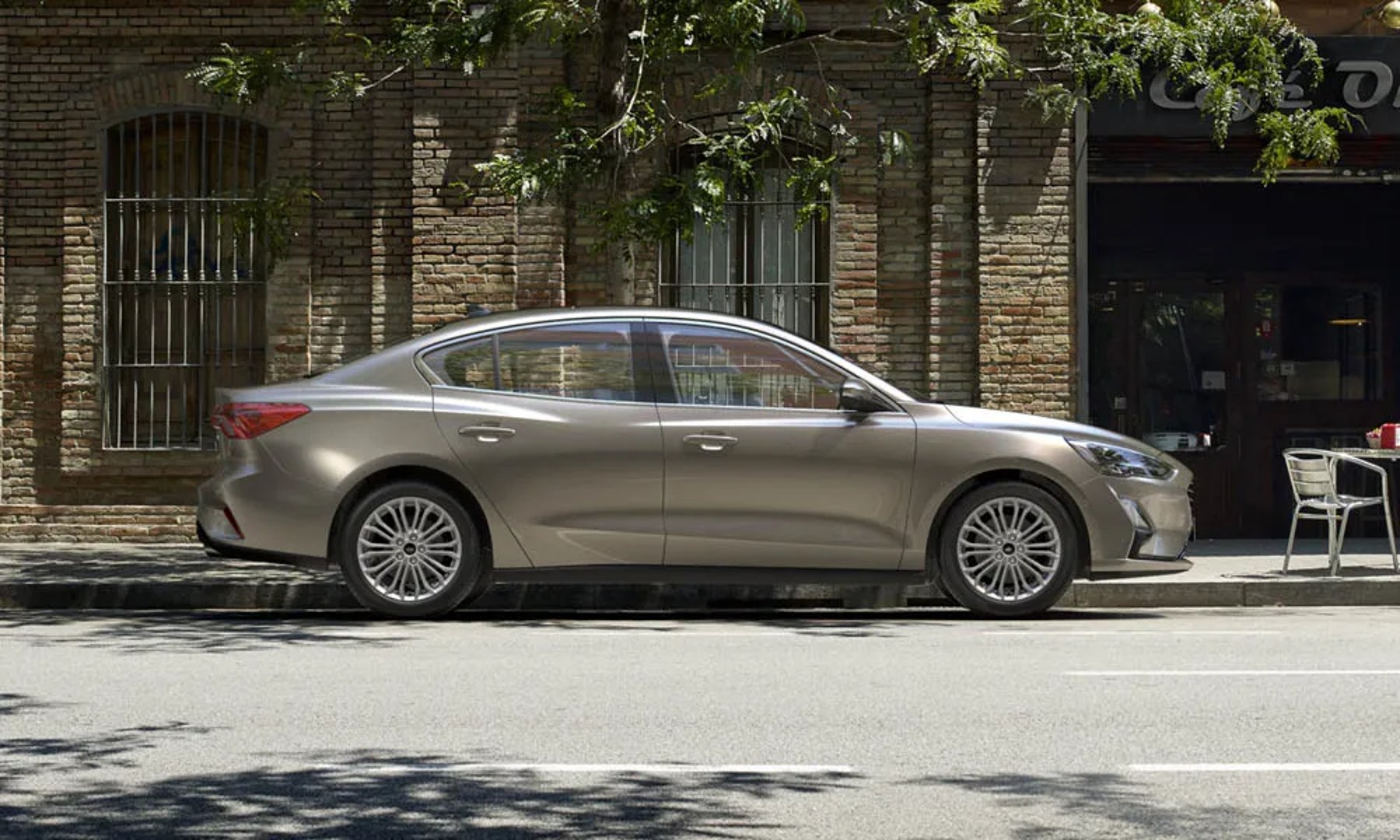 Ford_Focus_4_generation__Sedan__3.jpg