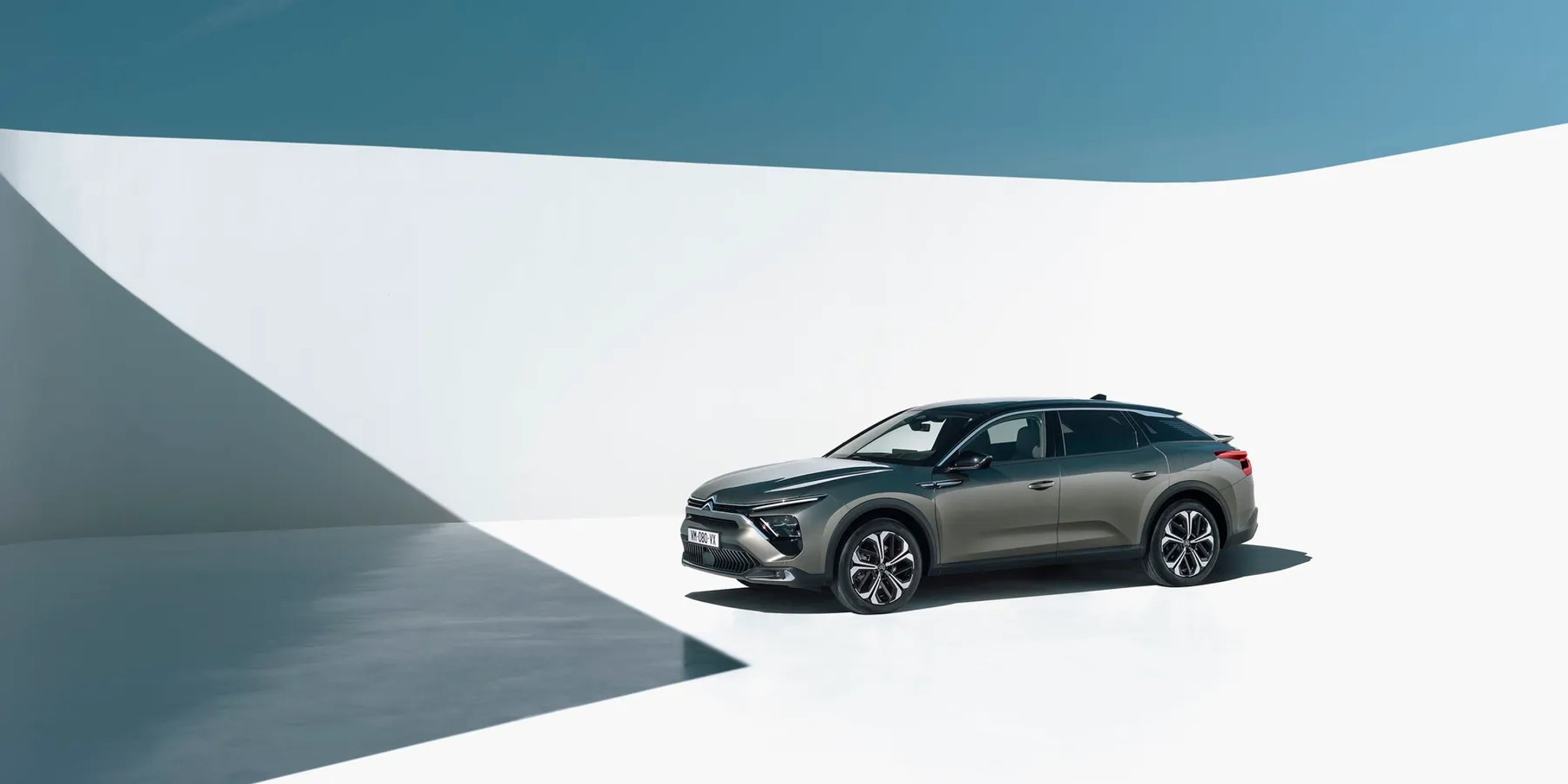 Citroen_C5_X_1_generation__Liftback__11.jpg