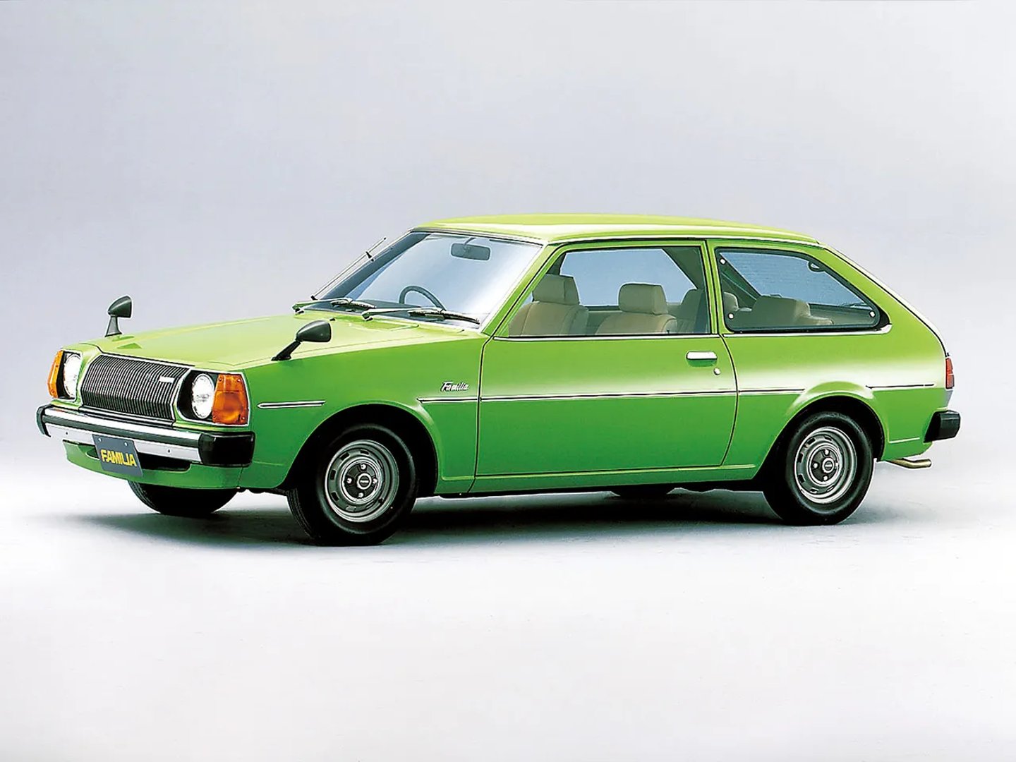 Mazda_Familia_4_generation__Mini_3-doors__3.jpg