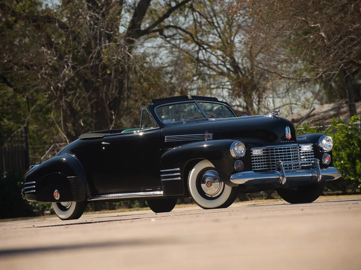 Cadillac_Series_62_1_generation__Cabrio__5.jpg
